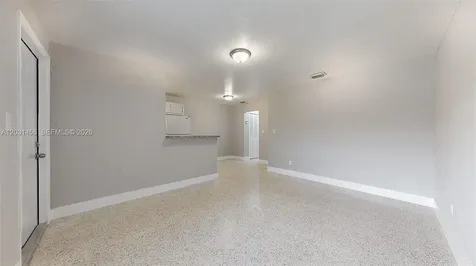 40 W 10th Street Hialeah FL 33010