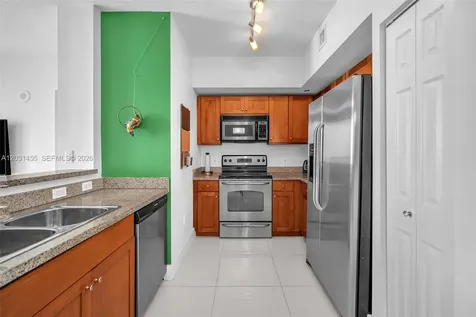 1723 SW 2nd Avenue Miami FL 33129