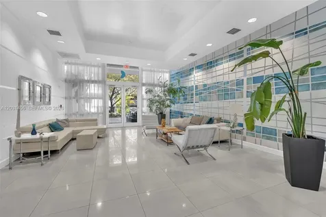 1723 SW 2nd Avenue Miami FL 33129