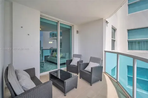 1723 SW 2nd Avenue Miami FL 33129