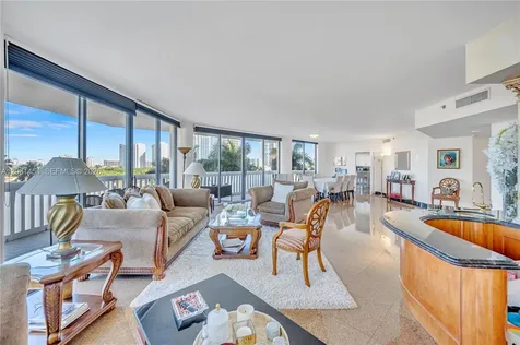 2000 Island Boulevard Aventura FL 33160