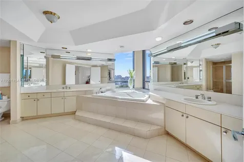 2000 Island Boulevard Aventura FL 33160