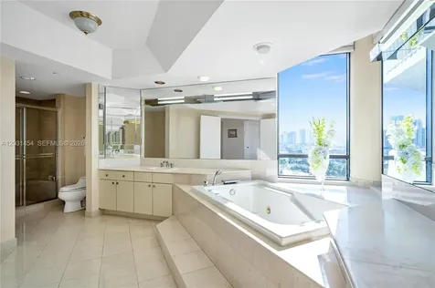 2000 Island Boulevard Aventura FL 33160