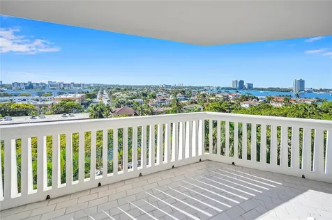 2000 Island Boulevard Aventura FL 33160