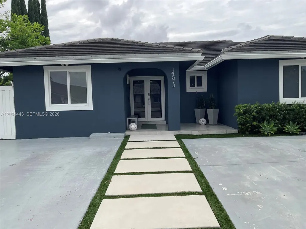 14573 SW 98th Terrace Miami FL 33186