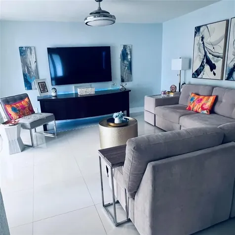 14573 SW 98th Terrace Miami FL 33186