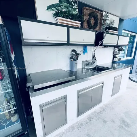 14573 SW 98th Terrace Miami FL 33186