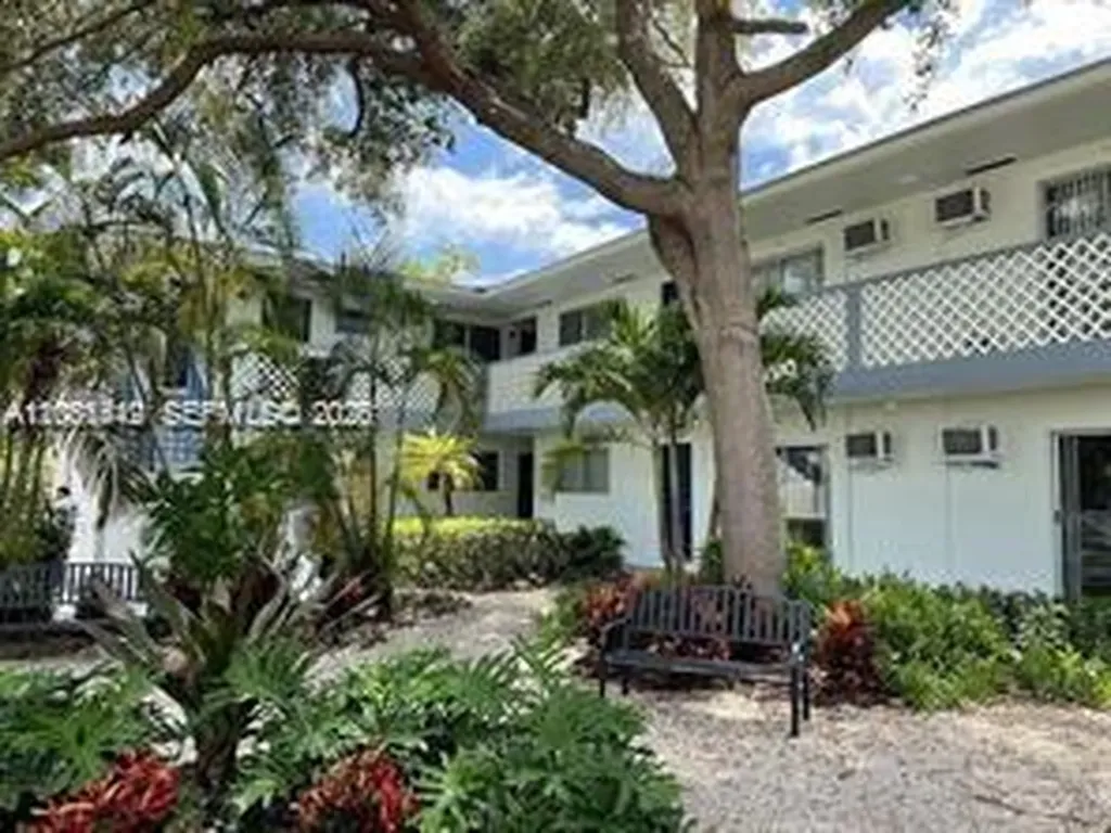 13025 Emerald Drive North Miami FL 33181