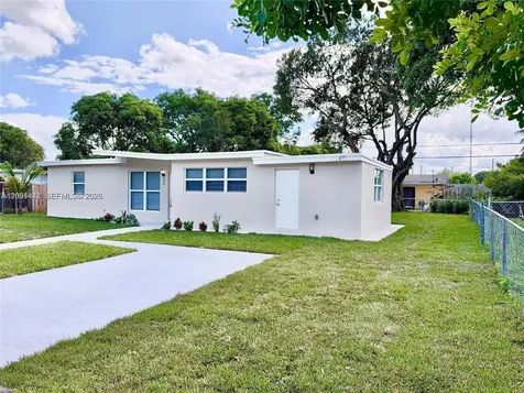 124 Harvard Road West Park FL 33023