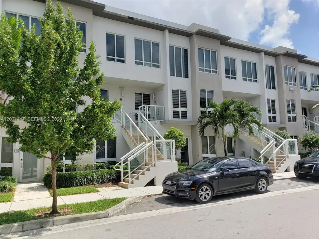 10280 NW 63rd Terrace Doral FL 33178