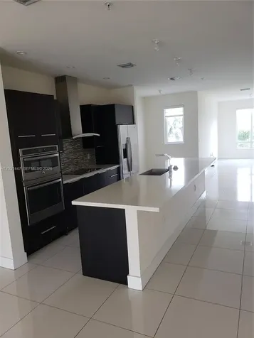 10280 NW 63rd Terrace Doral FL 33178