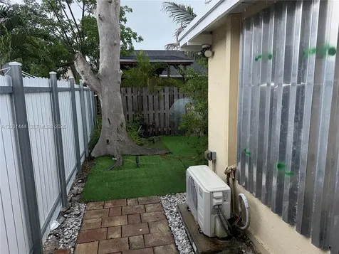 20333 NW 36th Avenue Miami Gardens FL 33056
