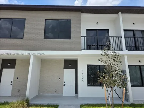 1305 NW 4th Terrace Florida City FL 33034