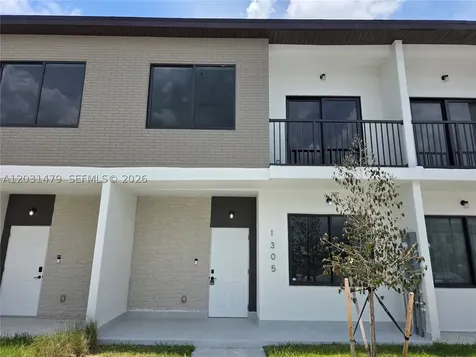 1305 NW 4th Terrace Florida City FL 33034