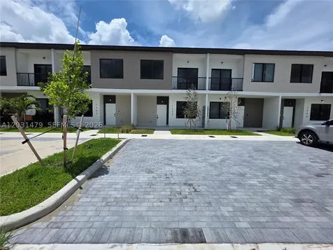 1305 NW 4th Terrace Florida City FL 33034