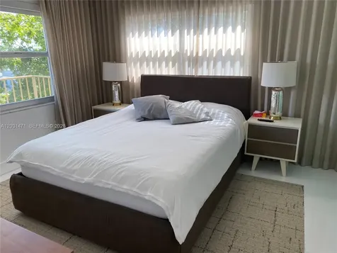 1540 Meridian Avenue Miami Beach FL 33139