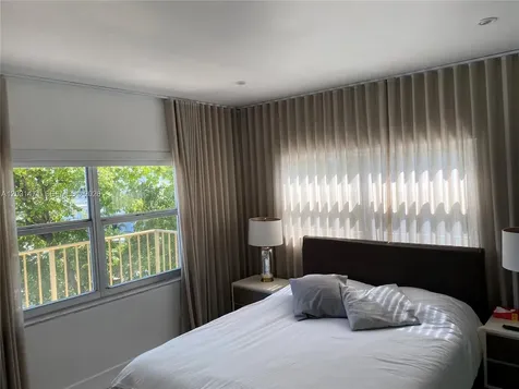 1540 Meridian Avenue Miami Beach FL 33139