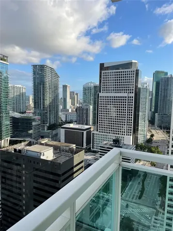 Miami FL 33131
