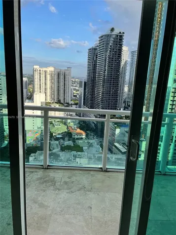 Miami FL 33131
