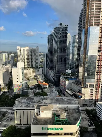 Miami FL 33131