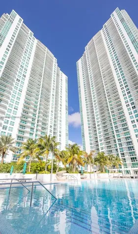 Miami FL 33131