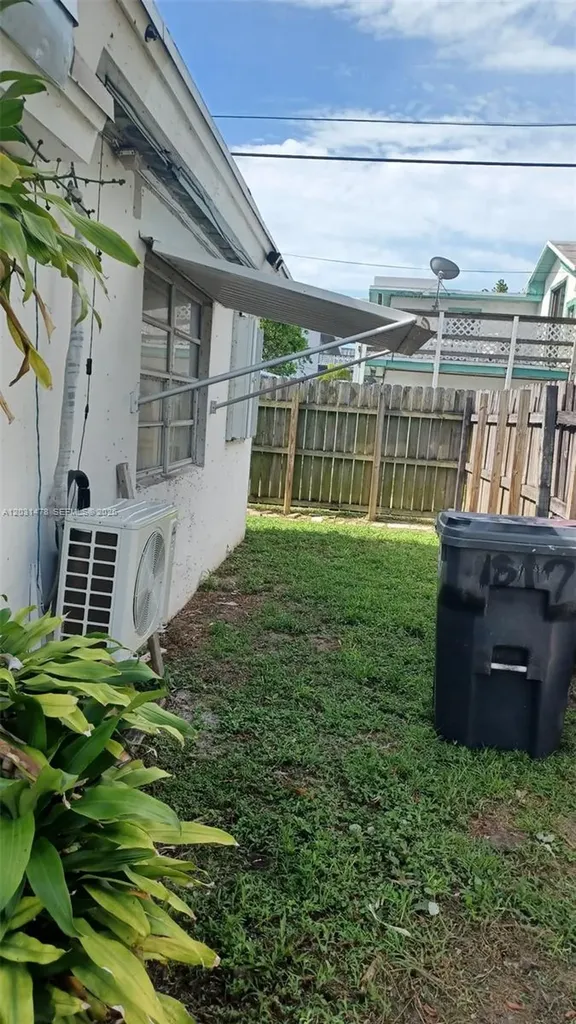 1806 Funston Street Hollywood FL 33020