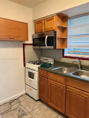 1806 Funston Street Hollywood FL 33020