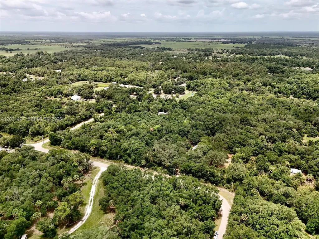 2963 SW Armadillo Trail Other City - In The State Of Florida FL 34266