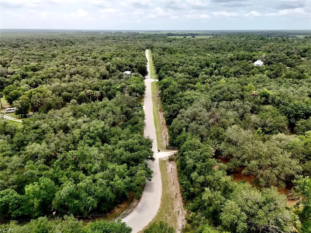 2963 SW Armadillo Trail Other City - In The State Of Florida FL 34266