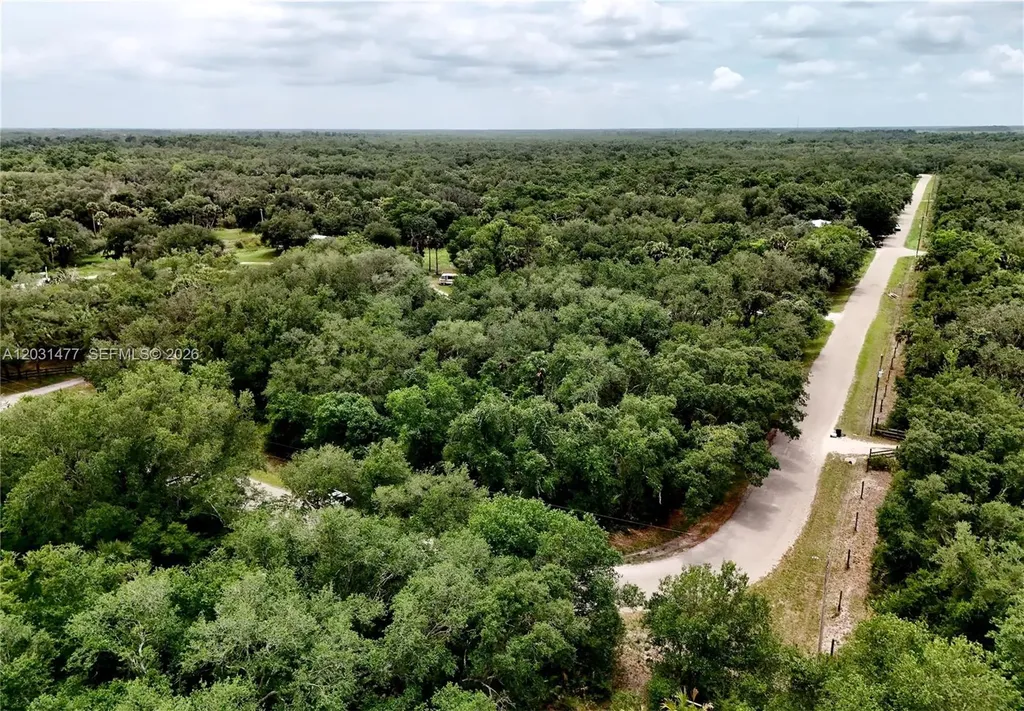 2963 SW Armadillo Trail Other City - In The State Of Florida FL 34266