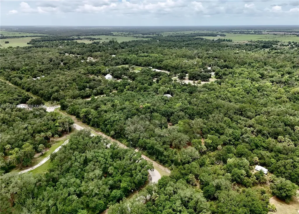 2963 SW Armadillo Trail Other City - In The State Of Florida FL 34266