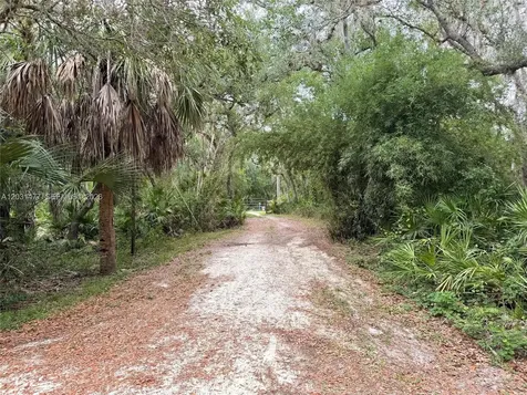 2963 SW Armadillo Trail Other City - In The State Of Florida FL 34266