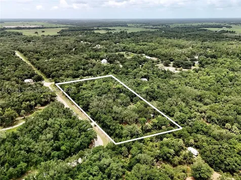 2963 SW Armadillo Trail Other City - In The State Of Florida FL 34266