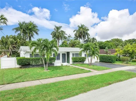 21230 NE 24th Court Miami FL 33180