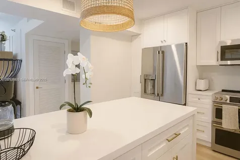 8877 Collins Avenue Surfside FL 33154