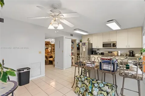 1184 NW 122nd Terrace Pembroke Pines FL 33026