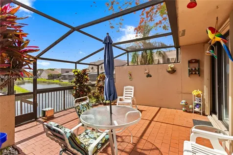 1184 NW 122nd Terrace Pembroke Pines FL 33026