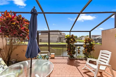 1184 NW 122nd Terrace Pembroke Pines FL 33026