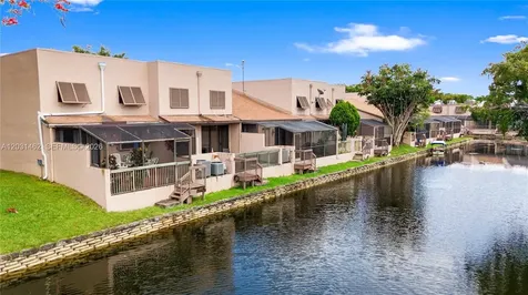 1184 NW 122nd Terrace Pembroke Pines FL 33026