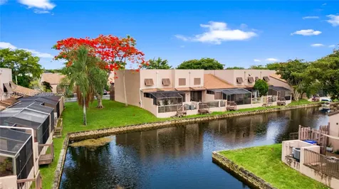 1184 NW 122nd Terrace Pembroke Pines FL 33026