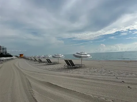 6039 Collins Avenue Miami Beach FL 33140