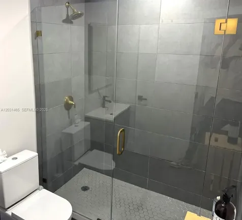 360 NW 19th Terrace Miami FL 33136