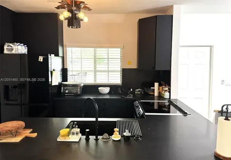 360 NW 19th Terrace Miami FL 33136