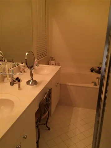 748 Tulip Circle Weston FL 33327