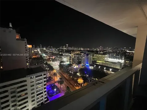 100 Lincoln Road Miami Beach FL 33139