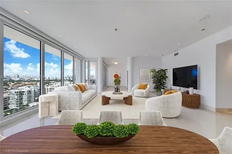 100 Lincoln Road Miami Beach FL 33139