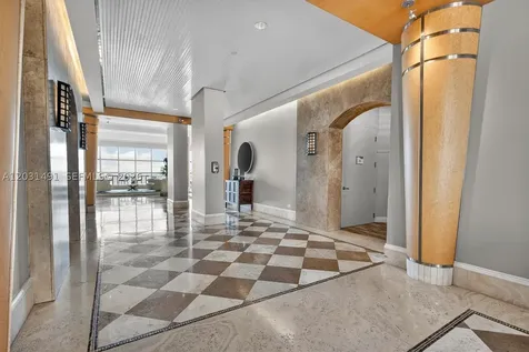 848 Brickell Key Drive Miami FL 33131
