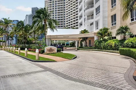 848 Brickell Key Drive Miami FL 33131