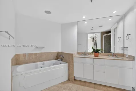 848 Brickell Key Drive Miami FL 33131