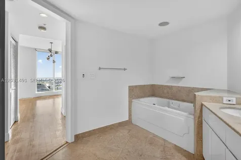 848 Brickell Key Drive Miami FL 33131